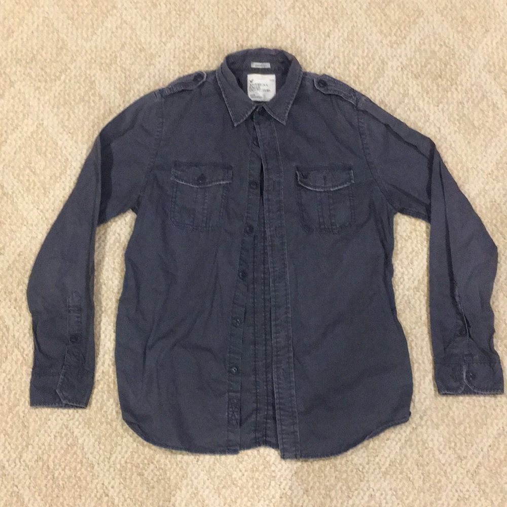 American eagle button up